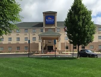 Baymont By Wyndham Chelsea Hotel Exterior foto