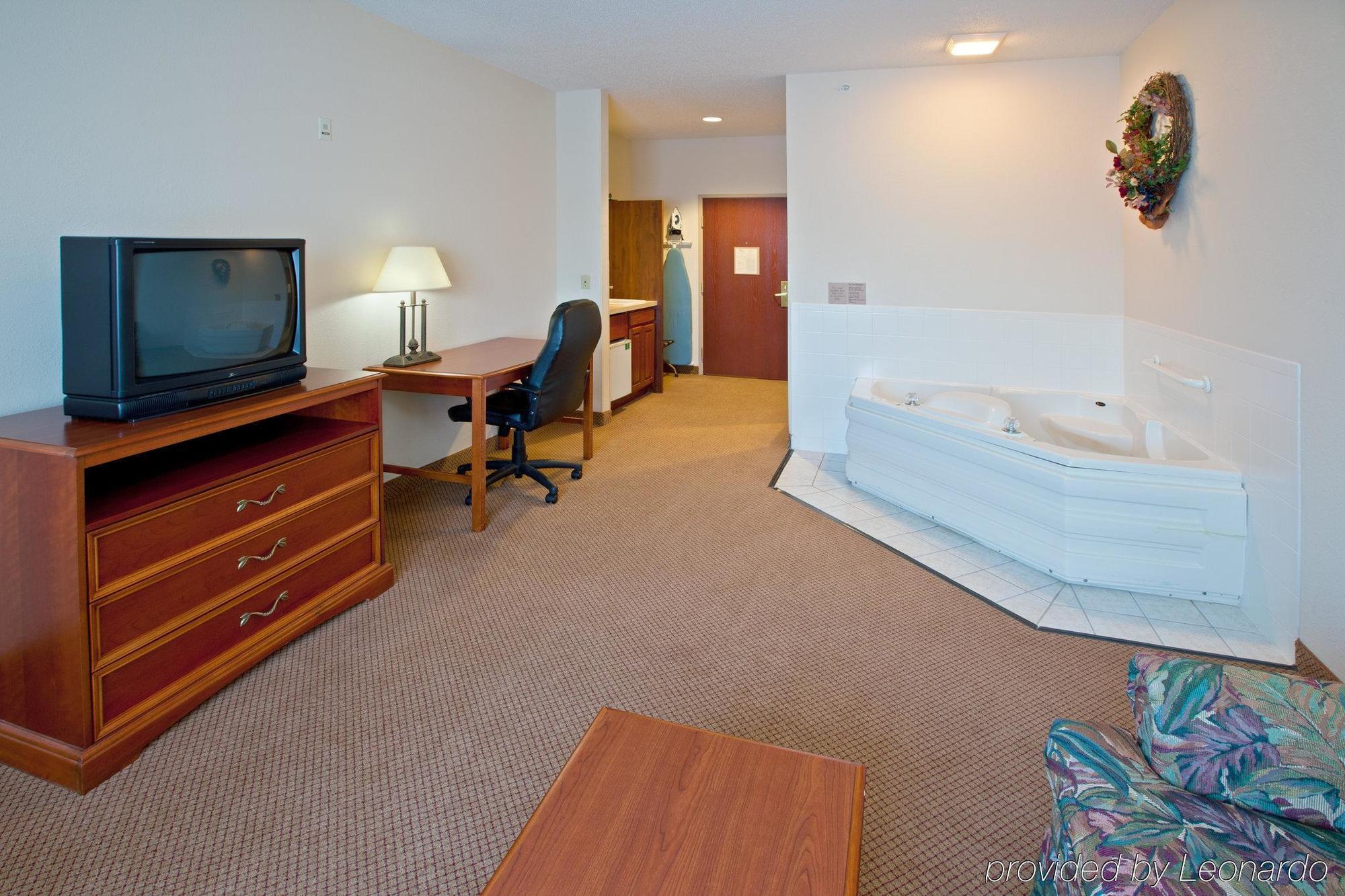 Baymont By Wyndham Chelsea Hotel Quarto foto