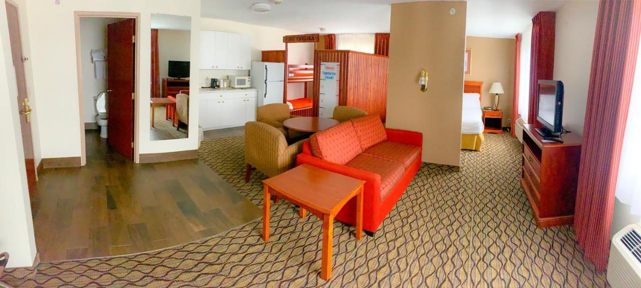 Baymont By Wyndham Chelsea Hotel Exterior foto